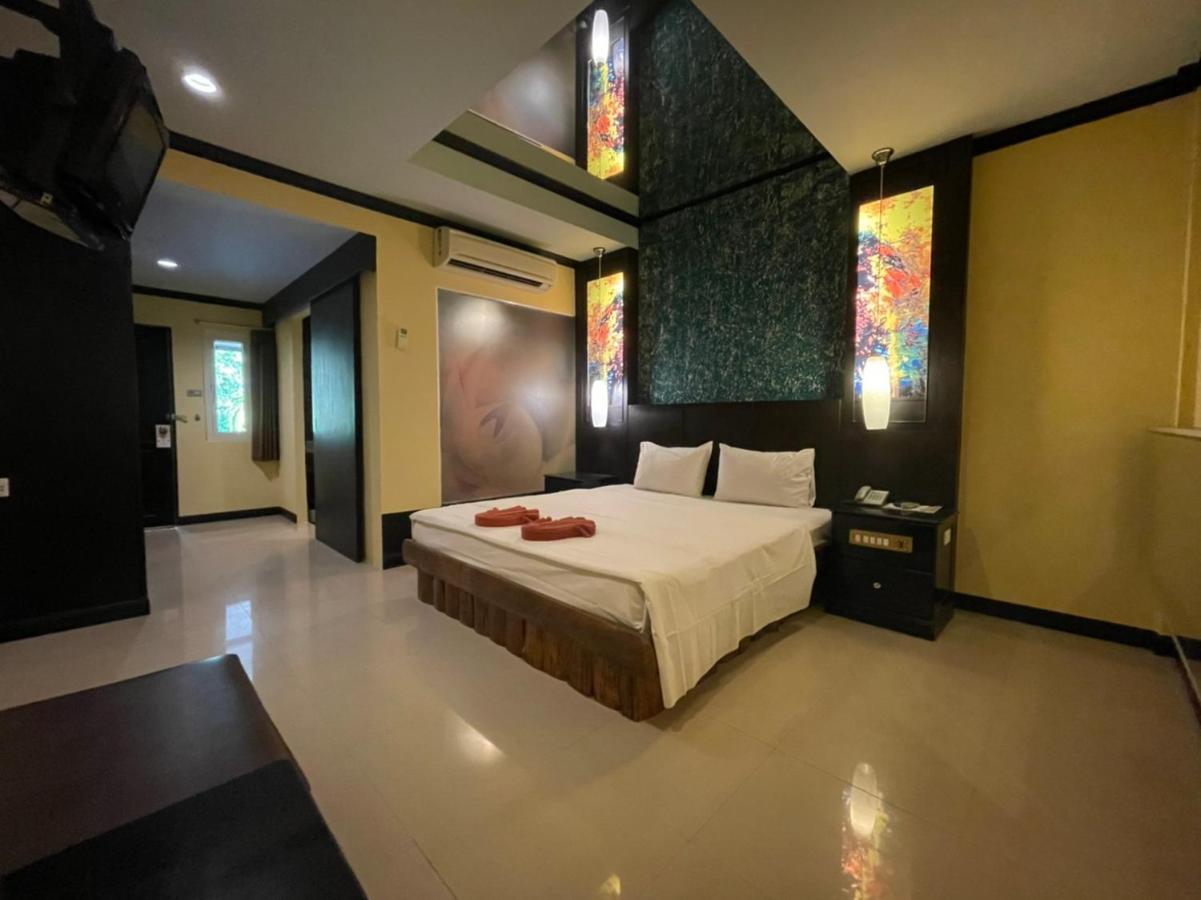 Baankaew Resort Паттайя Экстерьер фото